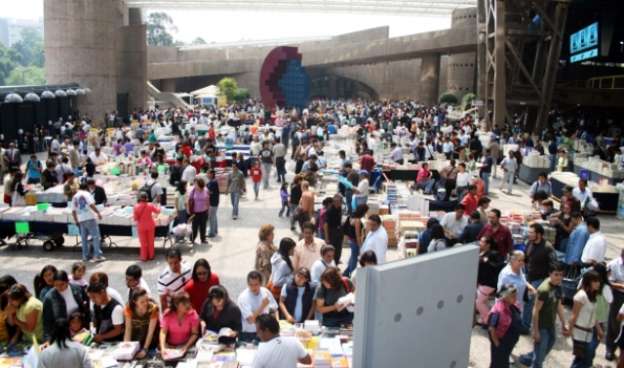 Del 30 de marzo al 7 de abril, Gran Remate de Libros en el Auditorio Nacional