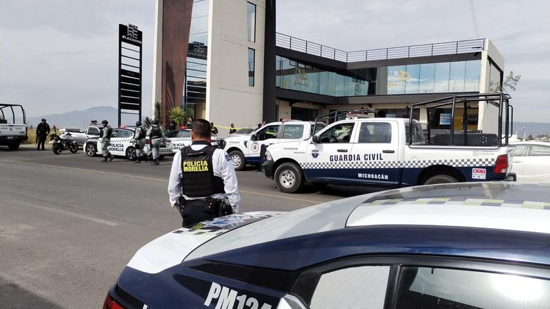 Balean a pareja en la zona Altozano en Morelia, Michoacán; ella resultó herida