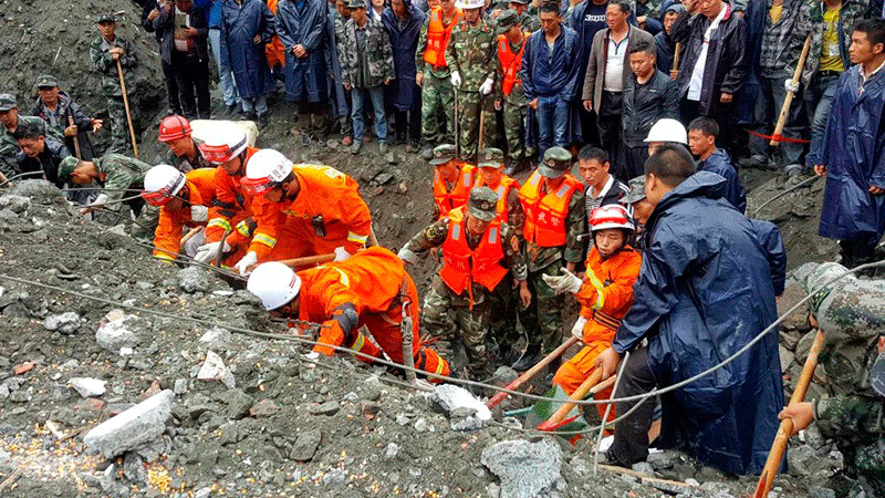 Deslizamiento de tierra en China deja sepultadas a 47 personas