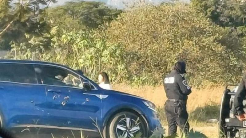 Civiles armados balean camioneta en Cuernavaca; hay tres muertos y dos niñas heridas