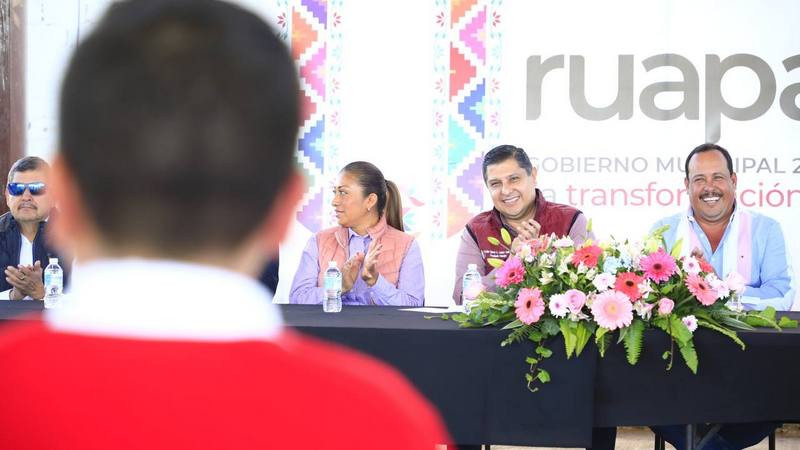 Con educación, se consolida la transformación: Nacho Campos, edil de Uruapan, Michoacán