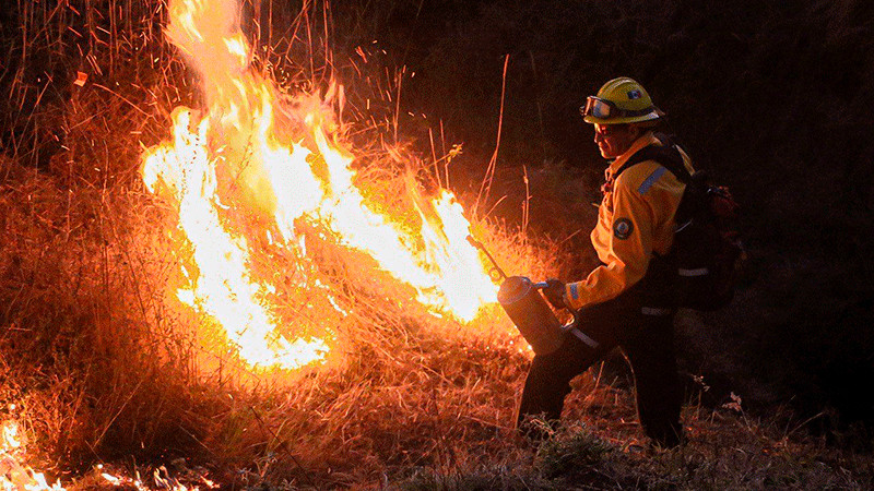 Brigadas contra el fuego inician trabajos de prevención en el cerro de Jicalán de Uruapan