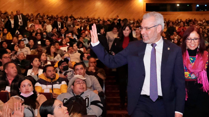 Educación dejó de ser una mercancía; ahora hay salarios justos y puntuales para docentes: Bedolla