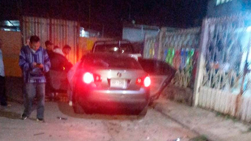 Persiguen y neutralizan a automovilista en Uruapan, Michoacán 