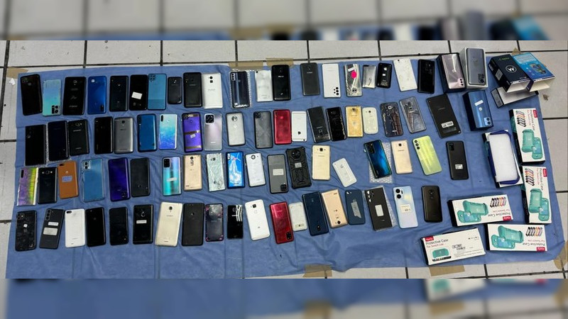 Aseguran celulares denunciados como robados en Plaza de la Tecnología de Guadalajara, Jalisco