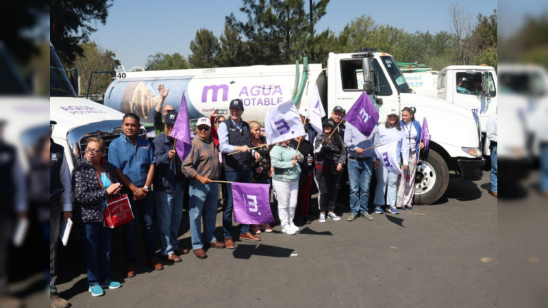 Alfonso Martínez da banderazo a programa de abastecimiento de agua por medio de pipas