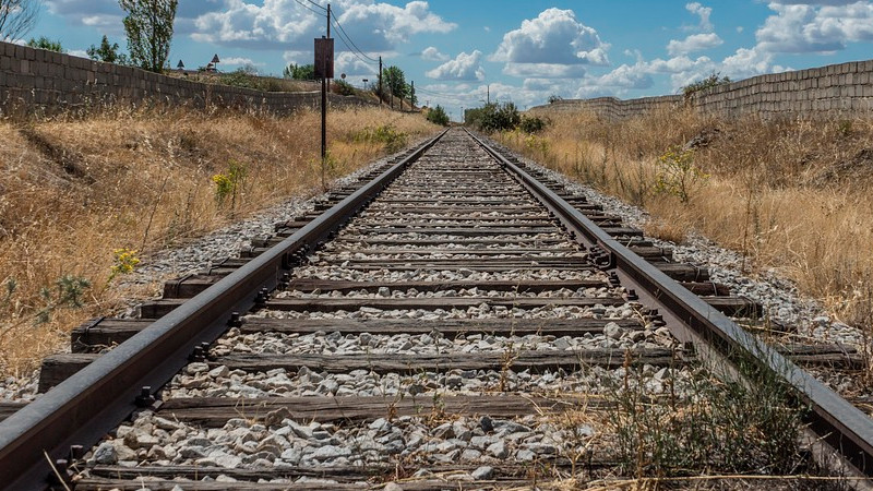 Localizan un hombre sin vida en vías del Tren Suburbano, en CDMX