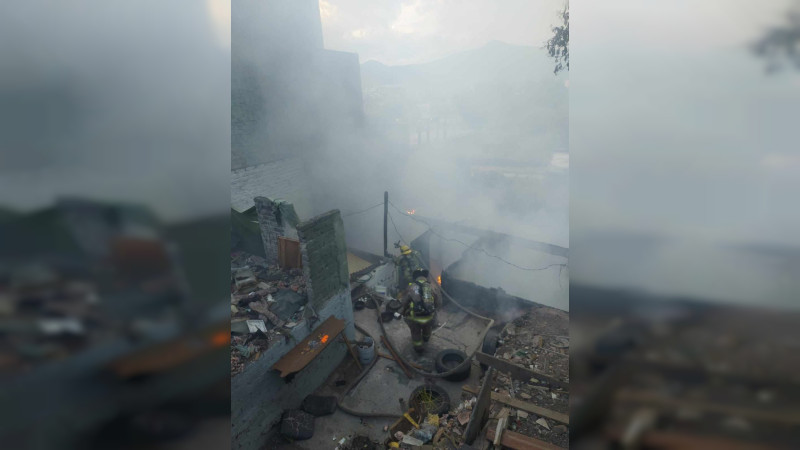 Se incendia vivienda en Morelia, Michoacán; solo hubo daños materiales 