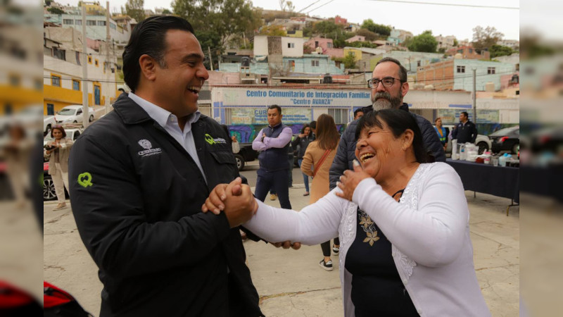 Entregan Becas del Voluntariado Internacional PROTÓN-Vive México en Querétaro, Querétaro