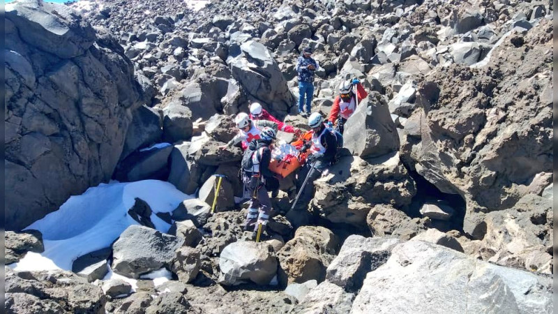 Jessica, una de las alpinistas extraviadas en el Pico de Orizaba, pierde la vida