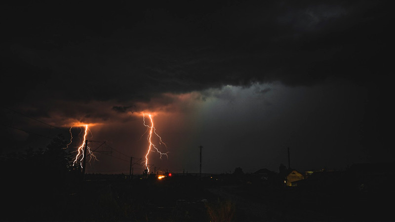 Tormentas invernales continúan azotando a California