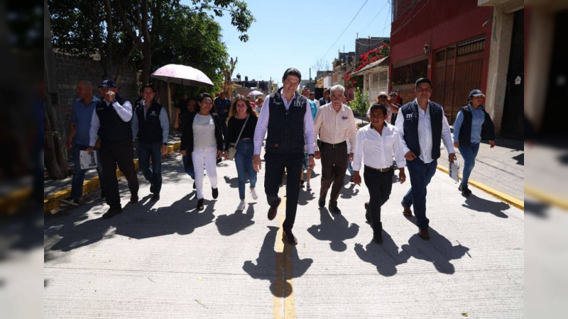 Continúan pavimentaciones integrales en calles de Morelia