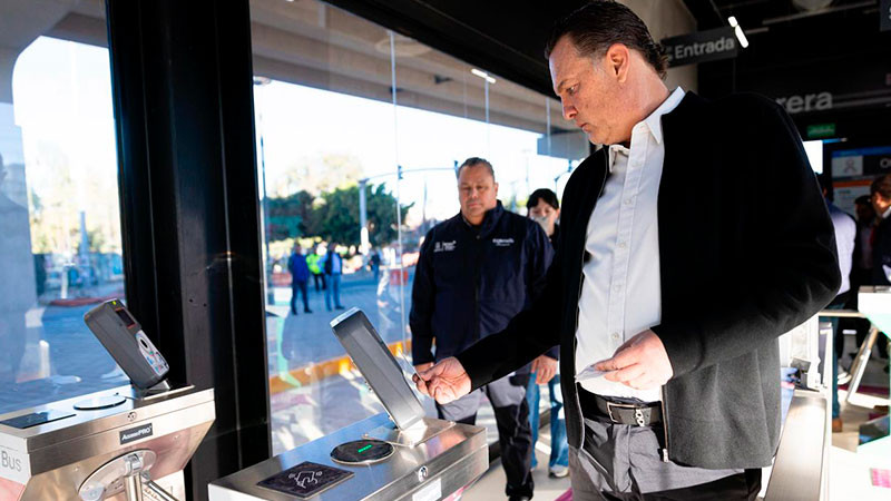 Supervisa Gobernador avances en Paseo 5 de Febrero, en Querétaro capital 