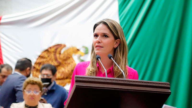 Diputada Daniela De Los Santos impulsa certificación de gente que atiende infancias michoacanas