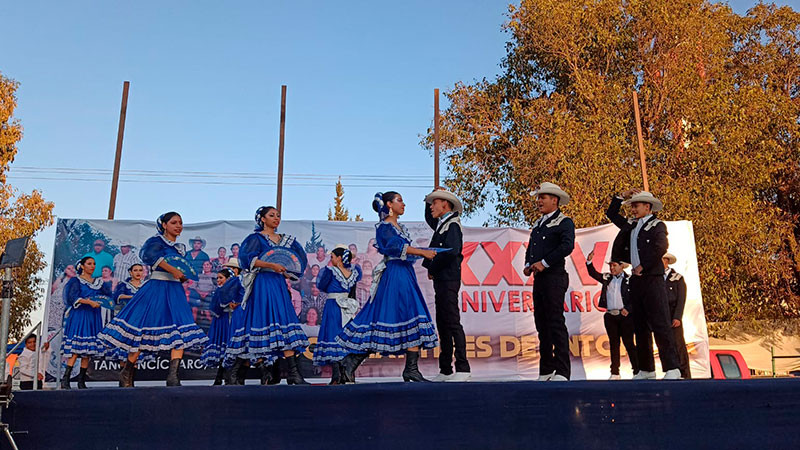 Celebra colonia Mártires de Antorcha 35 años de su fundación, en Tangancícuaro, Michoacán