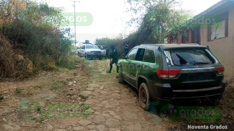 Se enfrentan a balazos a policías y pistoleros en Pátzcuaro, Michoacán 