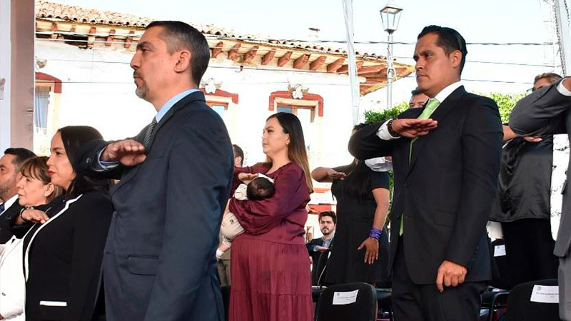 Christian Jaramillo y Conrado Mejía rinden protesta como diputados suplentes del Congreso de Michoacán