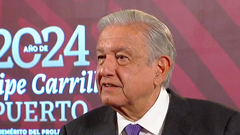 Gobierno no roba impuestos: AMLO, 