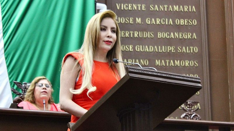 Llama Belinda Hurtado a activar el Tren Purépecha 