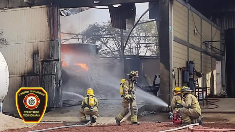 Explosión en fábrica de Bio- Diésel en Tequisquiapan, Querétaro