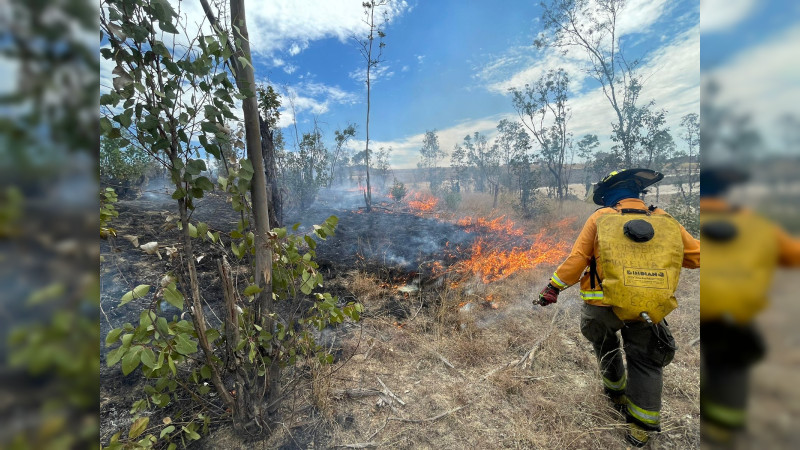 Protección Civil y Bomberos de Morelia brindan atención a incendios en la ciudad 