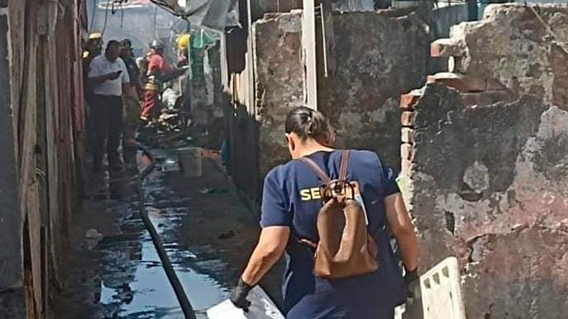 Uruapan, Michoacán: Sujeto prende fuego a vivienda, su padre pierde la vida.