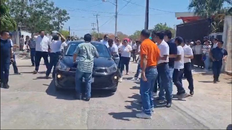 Continúan protestas en Yucatán; exigen destitución del secretario general de la sección 33 del SNTE