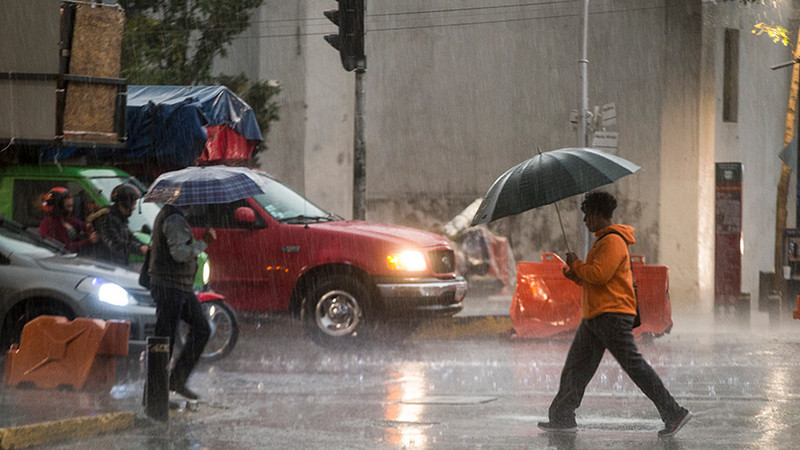 Ante la presencia de lluvias y fuertes vientos, activan Alerta Amarilla en CDMX