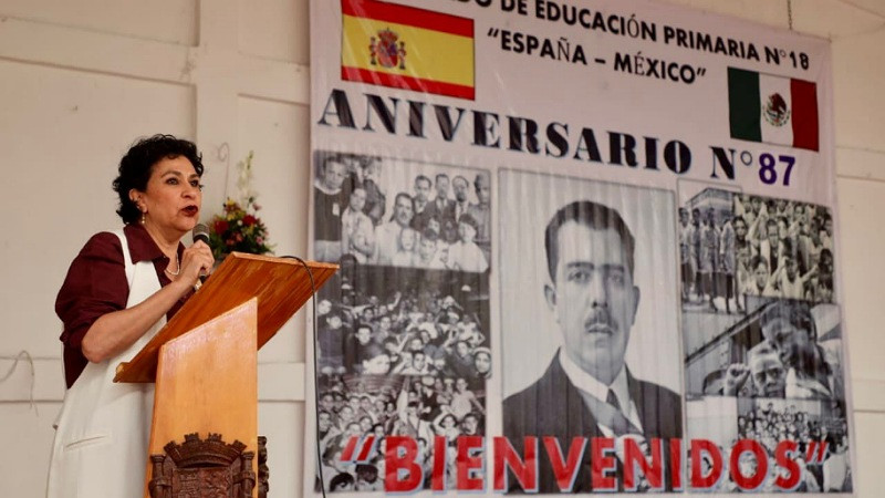 Secretaría de Educación de Michoacán reconoce labor del Internado España-México, por 87 años