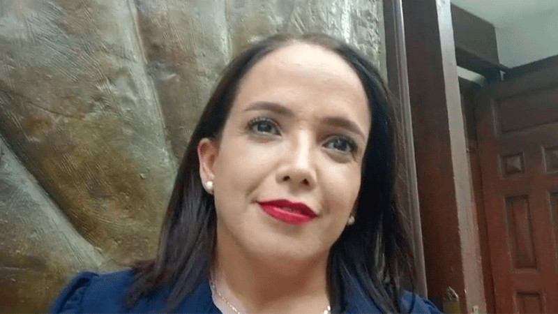 Suplente de diputada Andrea Villanueva cobraba como asesora A en el Congreso 