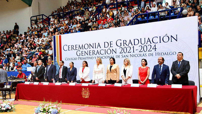 Egresa primera generación con nuevo plan de estudios del Colegio Primitivo y Nacional de San Nicolás de Hidalgo