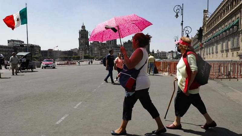 Por altas temperaturas, instalan módulos de hidratación en Los Mochis, Sinaloa