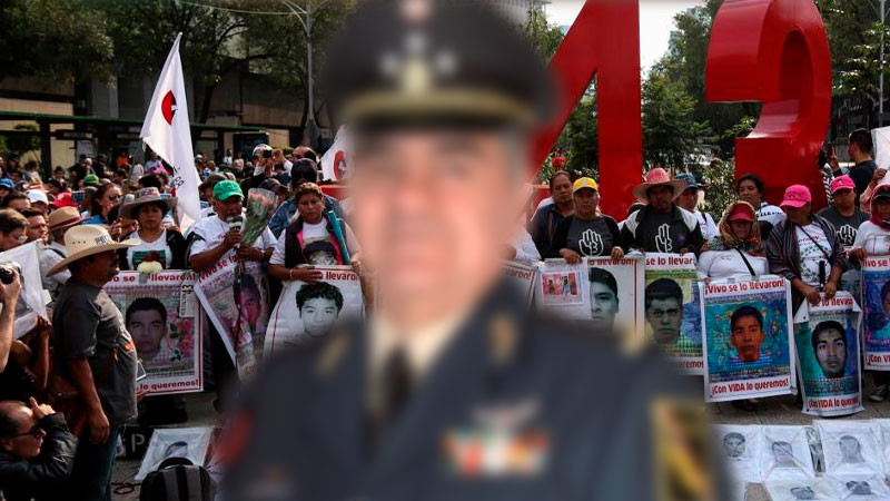 Liberan a general acusado por desaparición de los 43 normalistas de Ayotzinapa