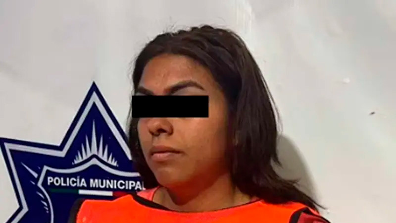 Rescatan a dos niñas encadenas y detienen a la madre, en Ciudad Juárez