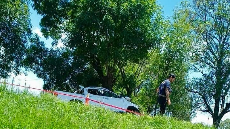 Conductor pierde la vida al chocar con un árbol en la Morelia-Pátzcuaro