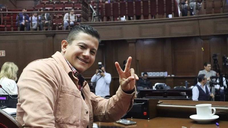 Nueva Ley Orgánica del Congreso promueve inclusión y representa un avance: Víctor Zurita