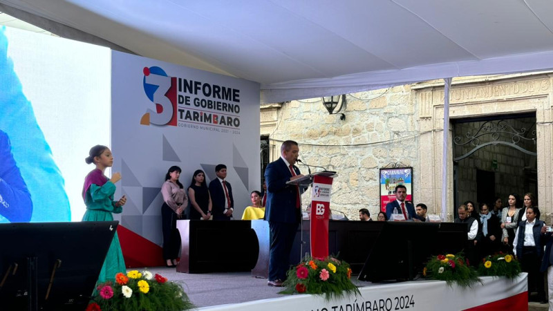 Presenta Bladimir González su tercer informe de gobierno