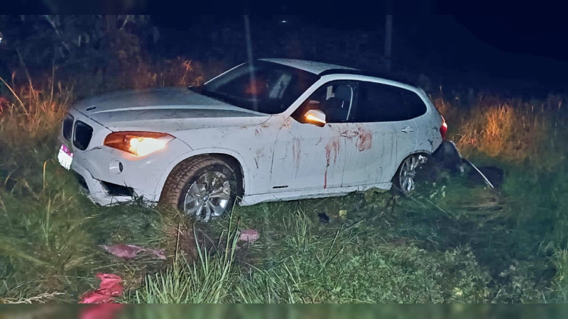 Acribillan a conductora de BMW en Purépero, Michoacán: Sobrevive, pero está grave