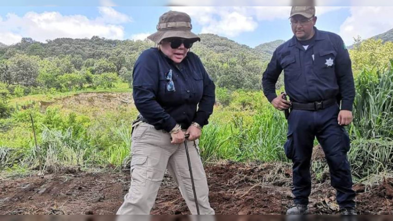 Diputada Margarita López acusa dilación de Fiscalía en identificación de cuerpos rescatados en fosa clandestina de Tacámbaro, Michoacán