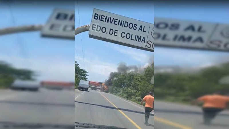 Incendian camión en la carretera costera Coahuayana – Colima