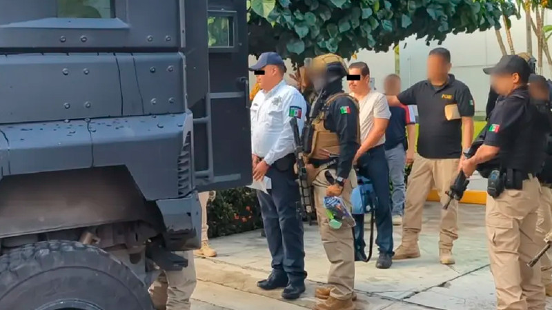 Detienen a 8 policías de Colima, por presuntos vínculos con grupo delincuencial de Jalisco