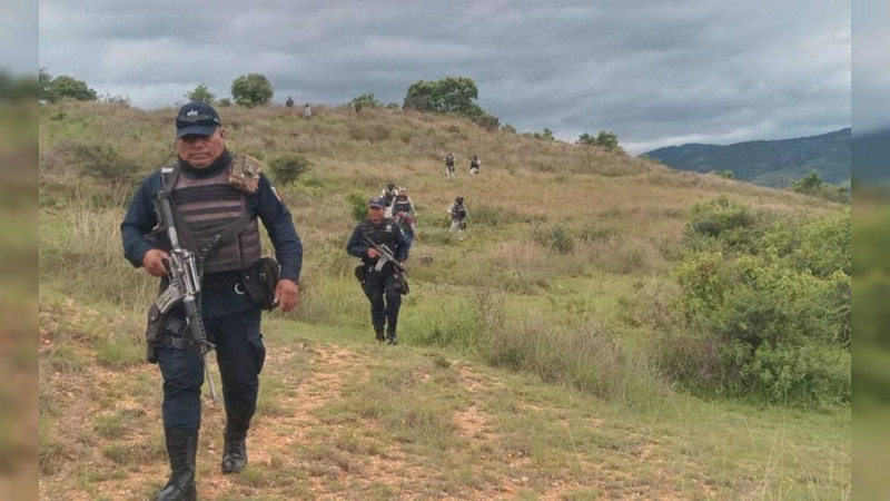 Heridos Comandante de la Guardia Civil Michoacán y tres escoltas, en operativo en cerro de Buenavista, Michoacán