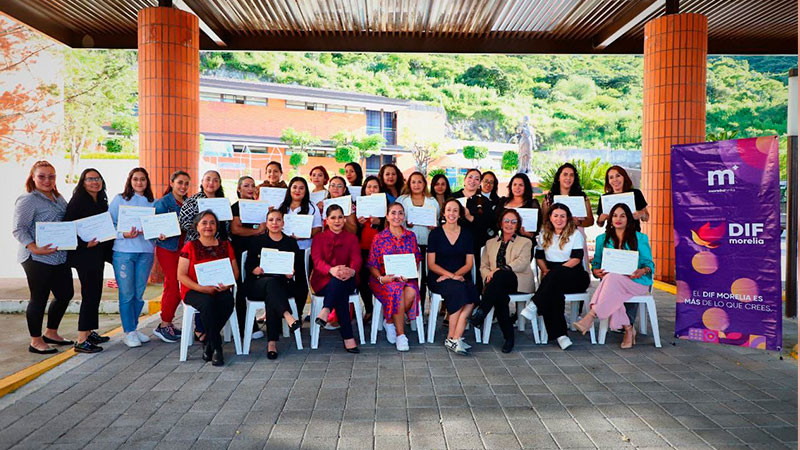 DIF Morelia certifica a educadoras en metodología Montessori con validez internacional 