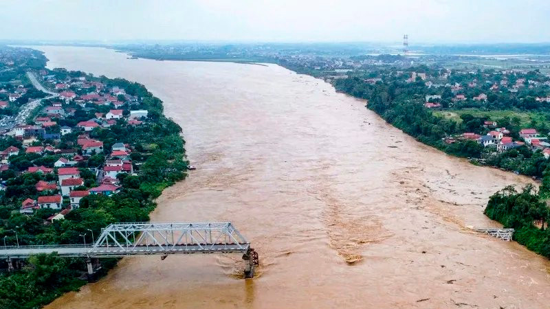 Paso de tifón 'Yagi' por sudeste de Asia deja al menos 230 muertos y millones afectados