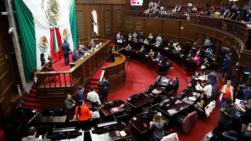 Constituyen Grupos Parlamentarios de la 76 Legislatura de Michoacán 