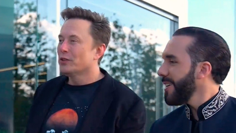 Elon Musk se reúne con Nayib Bukele, presidente de El Salvador