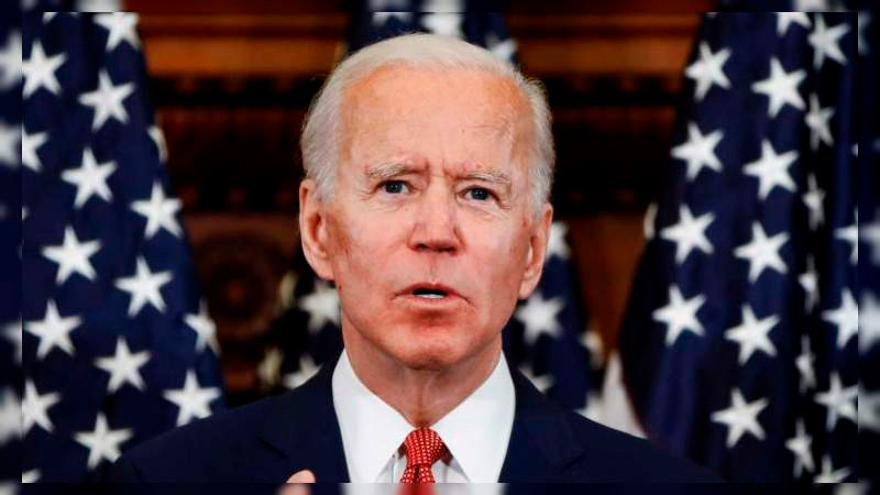 Biden propone prohibición de circulación de vehículos con tecnología china y rusa