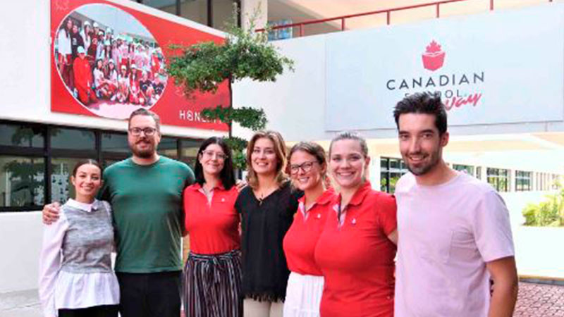 Profesores canadienses aprenden español en la UAG