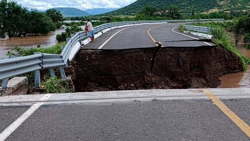 Colapsa puente en la Siglo XXI