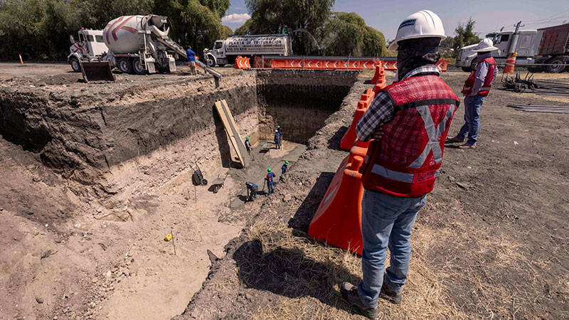 Arrancó Gobernador construcción del Paso Superior Vehicular en Ezequiel Montes, Querétaro 